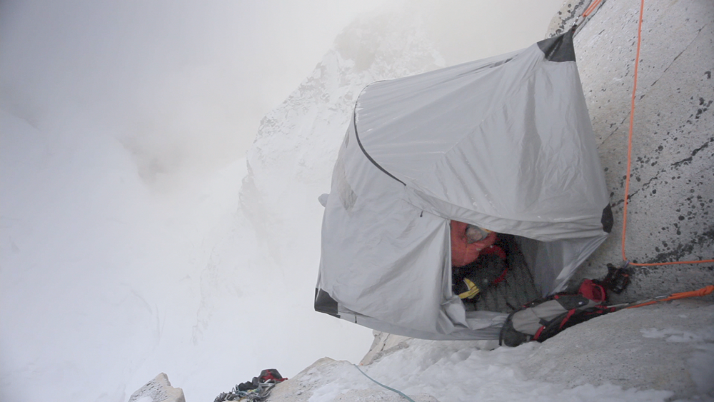 Meru climb tent rockclimbing winter